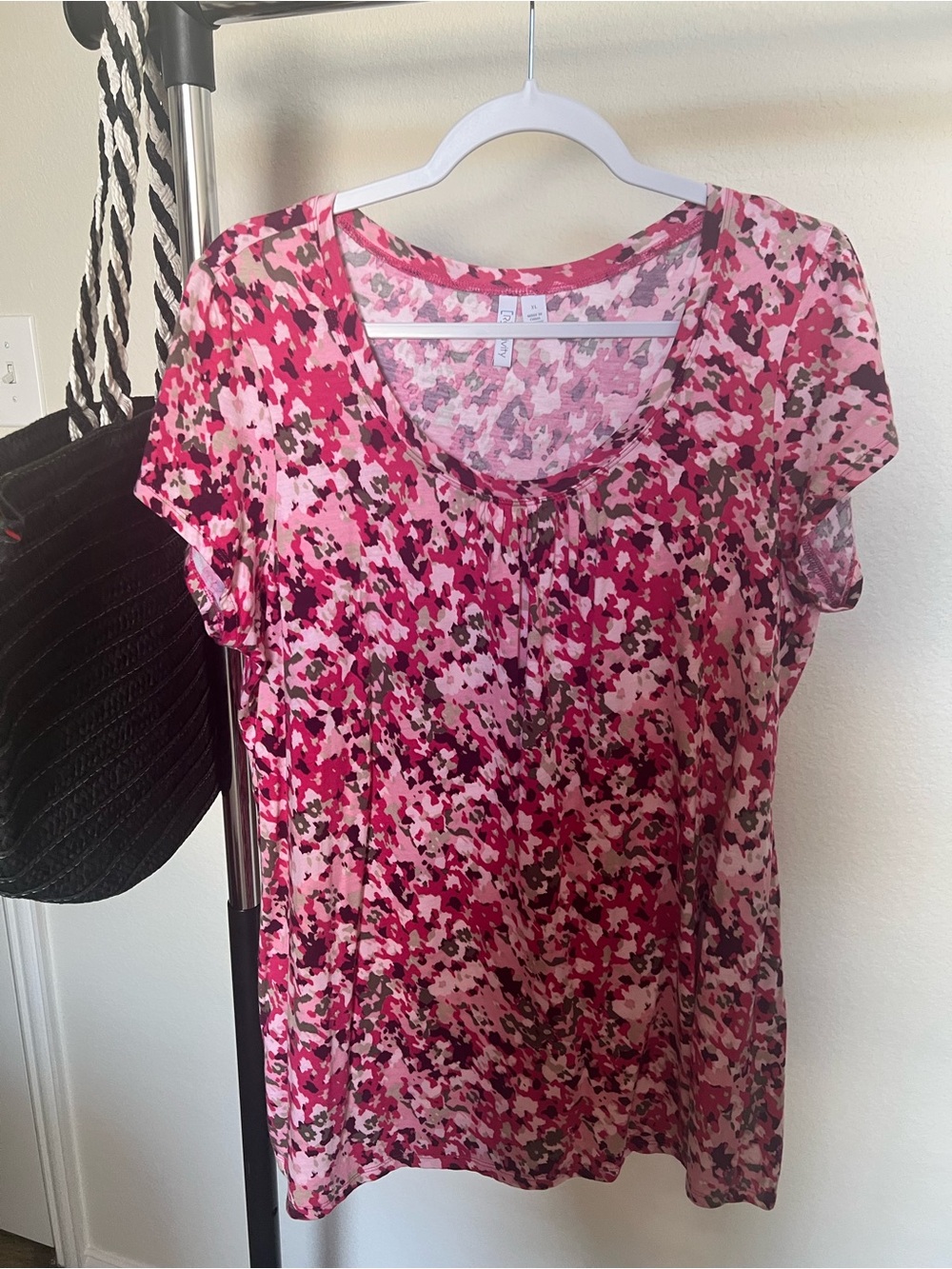 Relativity Pink Multi-Print Short Sleeve Scoop Neck Top